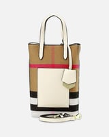 ‎ شنطة نسائية بتصميم أنيق