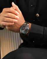 ‎ ساعة رجالية إلڤي ستيل بلون رمادي