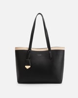 شنطة نسائية باللون الأسود