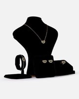 ‎ طقم أطفال أنيق باللون الذهبي