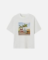 تي شيرت نسائي زايروس بلون أبيض بتزين بطبعة