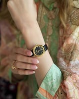 ‎ ساعة نسائية زايروس من الجلد الاسود