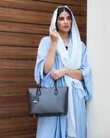 شنطة نسائية كلاسيك من آن باللون الأسود