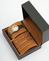 هدية نسائية الفي اند كو بتصميم أنيق ساعة ستيل واسا...