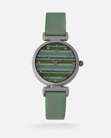 ‎ ساعة نسائية بسير جلد بلون أخضر