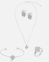 ‎ طقم أطفال ناعم باللون الفضي | MJS039K1103