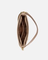 شنطة نسائية الفي اند كو باللون البيج