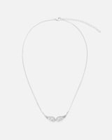 ‎ سلسال نسائي بتصميم جذاب فضي