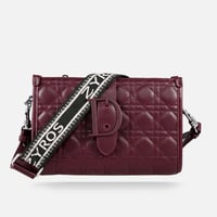 ‎ شنطة زايروس النسائية بلون عصري أنيق | ZLH509L161...