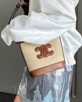 ‎ شنطة نسائية من الجلد بلون بني