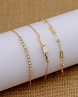 ‎ طقم هدايا نسائي فينشي من ساعة واساور