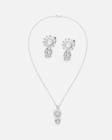 ‎ طقم نسائي أنيق باللون الفضي