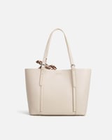 شنطة آن نسائية آن من الجلد باللون الأبيض