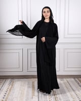‎ عباية نسائية زايروس بتصميم عملي أسود