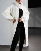 ‎ كوت نسائي الفي اند كو عصري باللون البيج