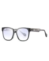 ‎ نظارة شمسية بتصميم كلاسيك