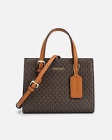 شنطة نسائية إمزوري بلون بني