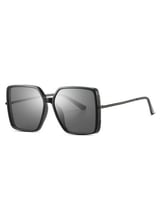 ‎ نظارة شمسية بتصميم جذاب