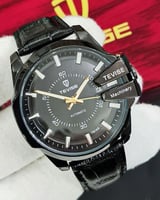 ساعة ميكانيكية للرجال لون أسود