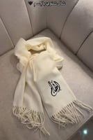 شال شتوي بالاسم لون سكري