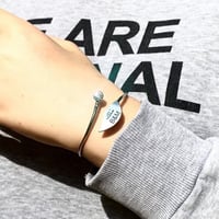 اسواره الورقه