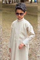 ثوب العيد مطرز بالاسم