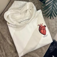 هودي ليحتضنك بدلا عني مع طباعة قلب