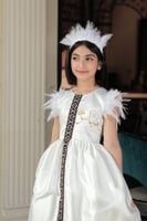 فستان انيق ابيض بالاسم