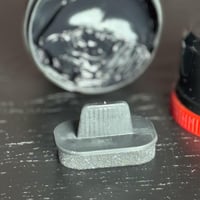 كريم تلميع الكفرات