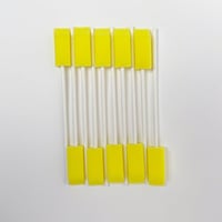 أعواد إسفنجية