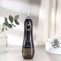 جهاز خيط الاسنان المائي