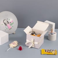 علبة التوزيعات الفاخرة بختم " عيدكم مبارك" لون خزا...