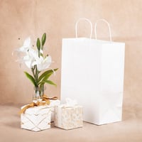 كيس ورق أبيض طولي الشكل بقاعدة - 25*33 سم