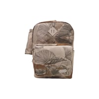 شنطة ظهر مع مقلمة 17 انش بيج