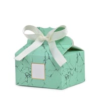 12 علبة توزيعات تيفاني رخامية فاخرة بإطار ختم ذهبي