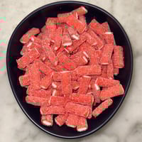 عيدان الفراوله المحشية 100 جرام