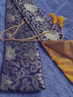 قطعه قماشيه ذهبي فاخر