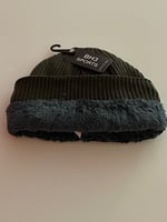 قبعة فاخرة فرو ماركة BH3 بحرف P