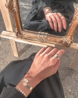 اسواره وخاتم بالاسم والتاريخ