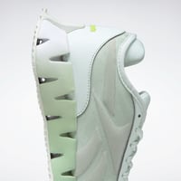 ريبوك حذاء جري نسائي