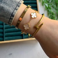 بكج اساور فاخر