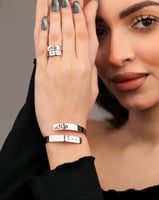 اسوارة باسمك و اسم من تحب