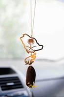 تعليقة خريطة المملكه مع السيفين والنخلة بالاسم