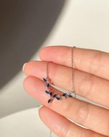 قلادة الياقوت بتصميم قرن الغزال