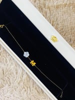 اسوارة الوردة بحرفك او حرف من تحب