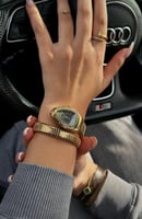 ساعة الثعبان الانيقة