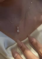 قلادة ناعمه و أنيقة