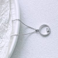 قلادة الزركون بتصميم انيق