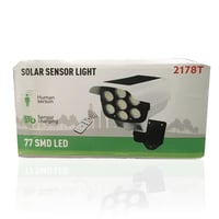 مصباح على شكل كاميرا بالطاقة الشمسية