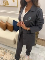 الزي الموحد لكلية التقنية للبنات